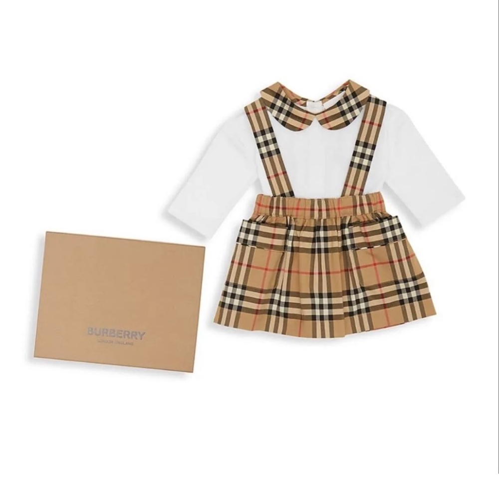 Burberry baby 2 piece set
